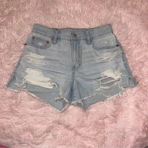 AMERICAN EAGLE - Distressed Light Blue Denim Shorts